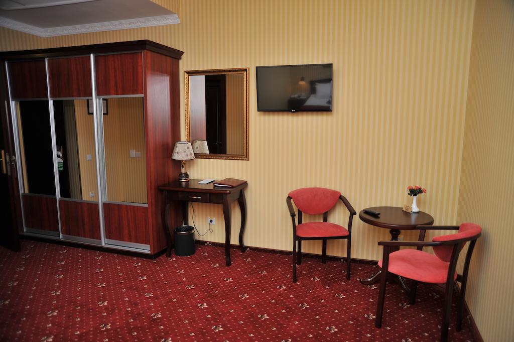 Slava Hotel Zaporizhia Rom bilde