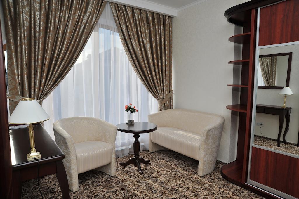 Slava Hotel Zaporizhia Eksteriør bilde