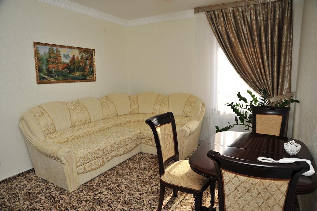 Slava Hotel Zaporizhia Rom bilde