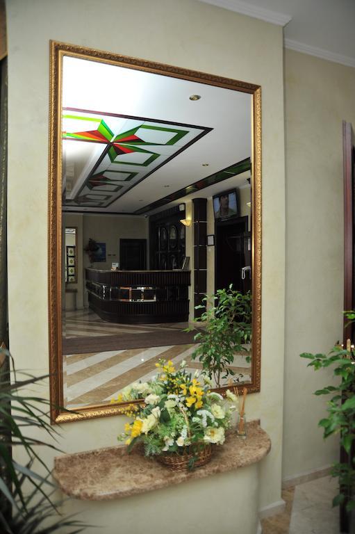 Slava Hotel Zaporizhia Eksteriør bilde