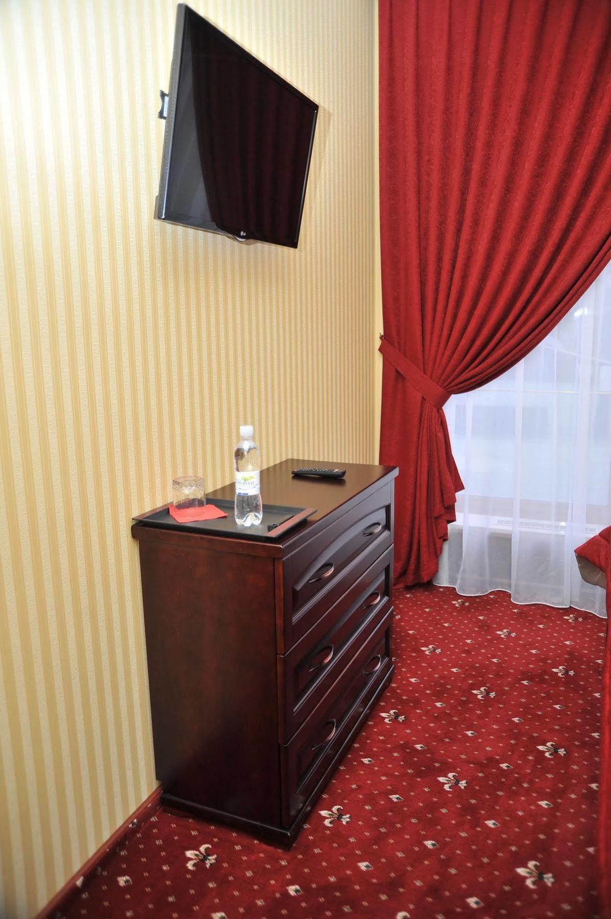 Slava Hotel Zaporizhia Eksteriør bilde