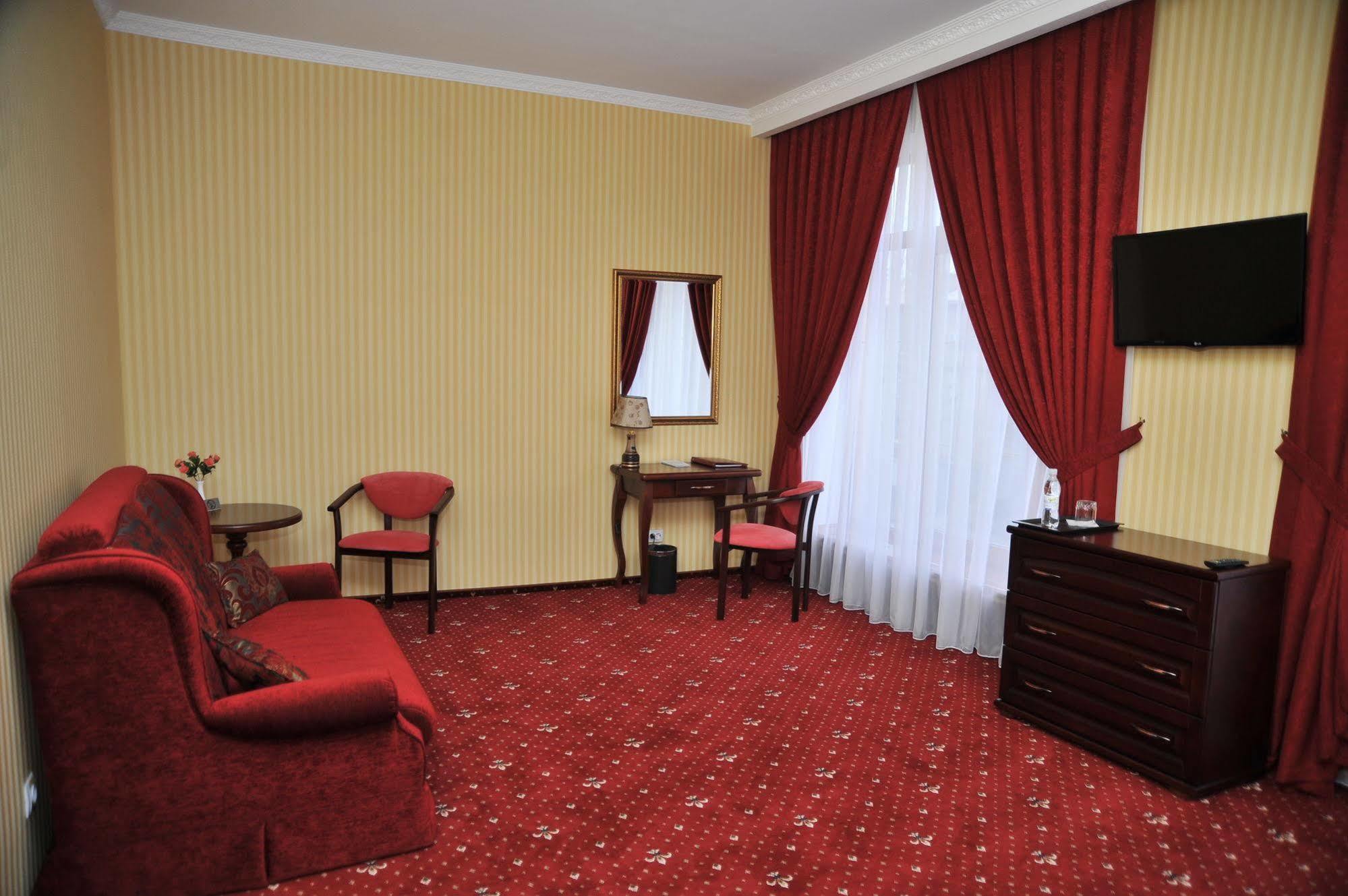 Slava Hotel Zaporizhia Eksteriør bilde