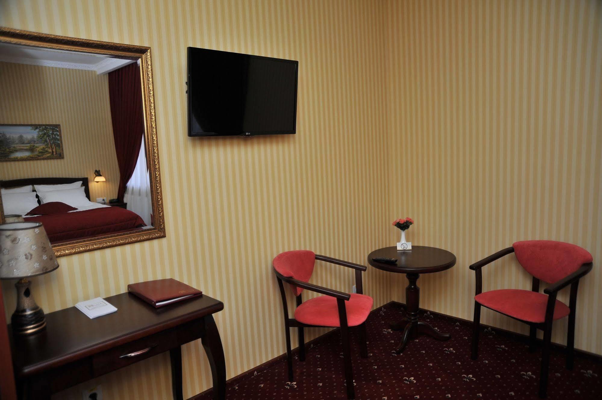 Slava Hotel Zaporizhia Eksteriør bilde