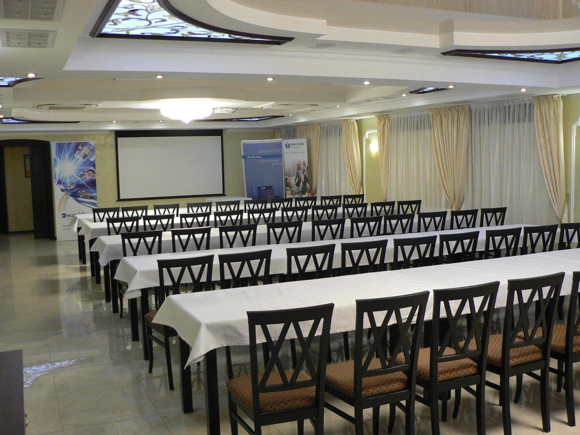 Slava Hotel Zaporizhia Eksteriør bilde