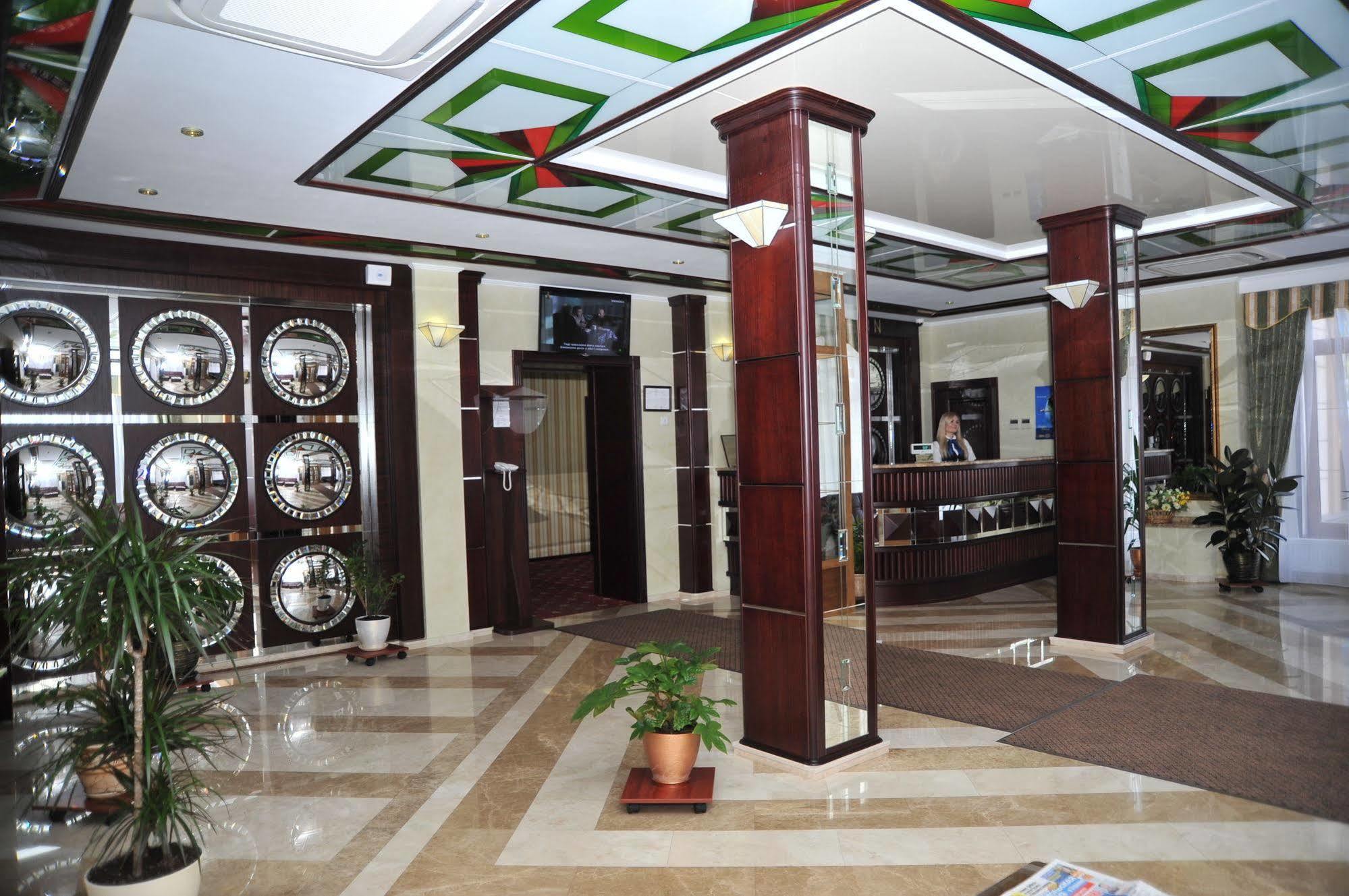 Slava Hotel Zaporizhia Eksteriør bilde